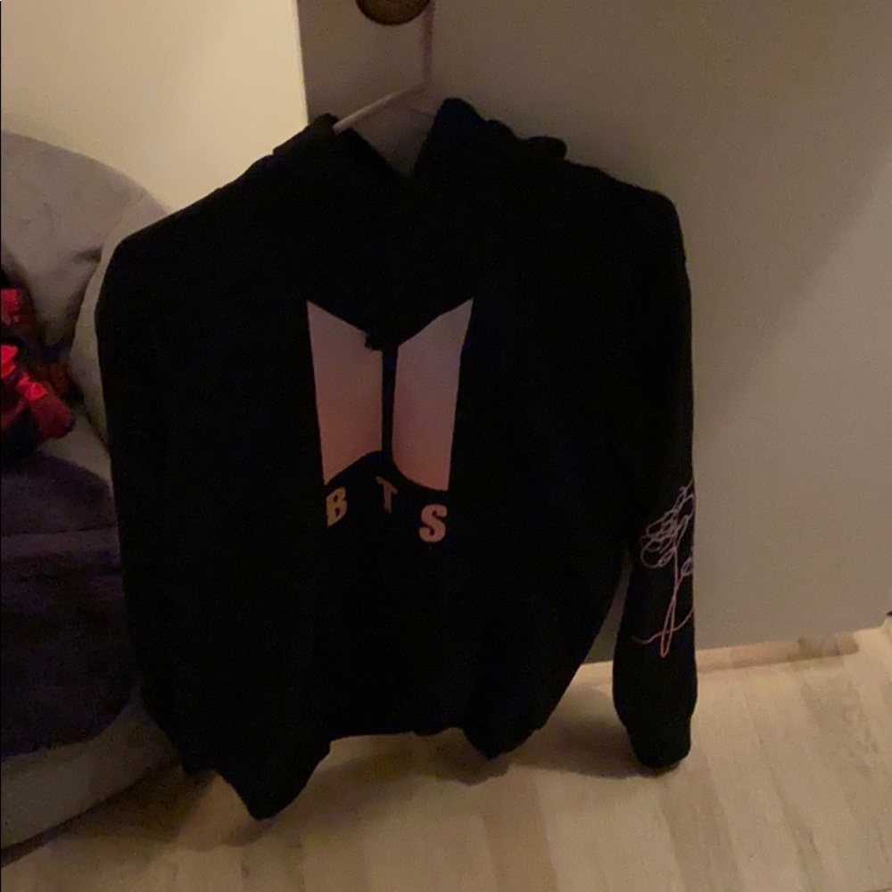 BTS sweatshirt